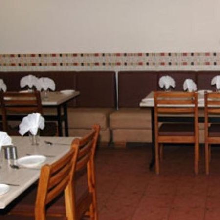 Hotel Radiance Bhīlwāra Zewnętrze zdjęcie